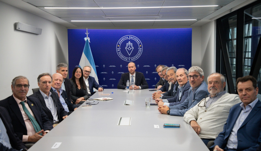 Avanza el proceso de licitacion de la Hidrovía. Se evaluaron las ofertas de la etapa 1.